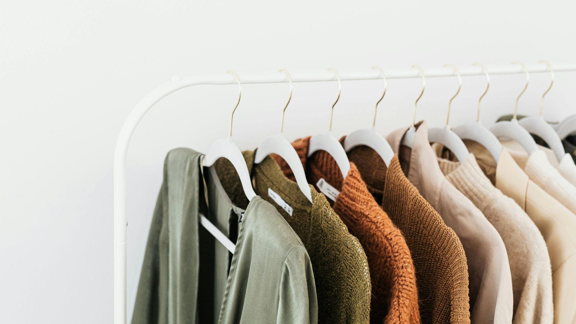Capsule Wardrobe - The Simple Way to Build a Closet That Truly Works